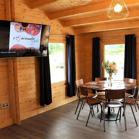 Inviting 3-Bedroom Lodge In Ashton Under Hill อีฟแชม ภายนอก รูปภาพ