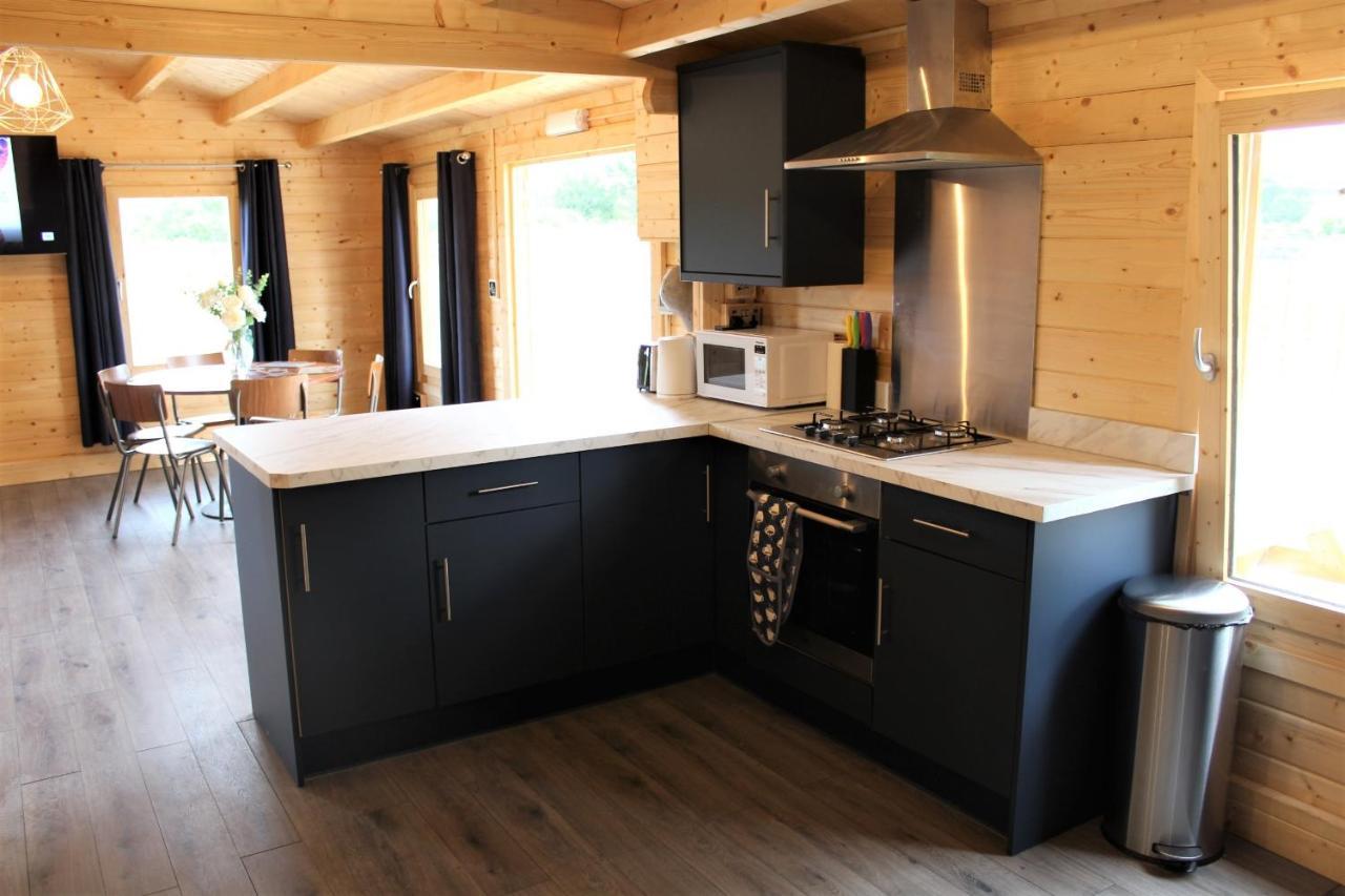 Inviting 3-Bedroom Lodge In Ashton Under Hill อีฟแชม ภายนอก รูปภาพ